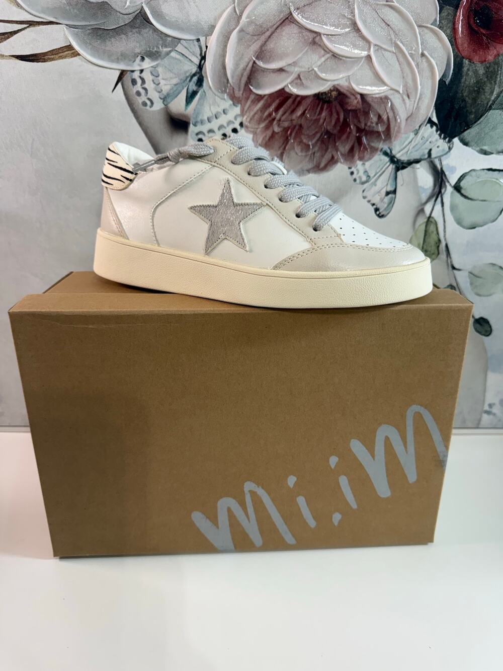 MI.IM JUNIPER SNEAKER Size